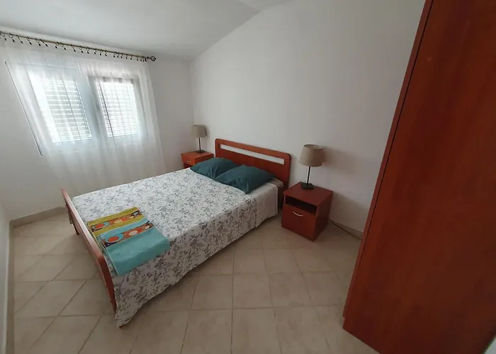 Daire With Parking Space Seline - Paklenica - 17390